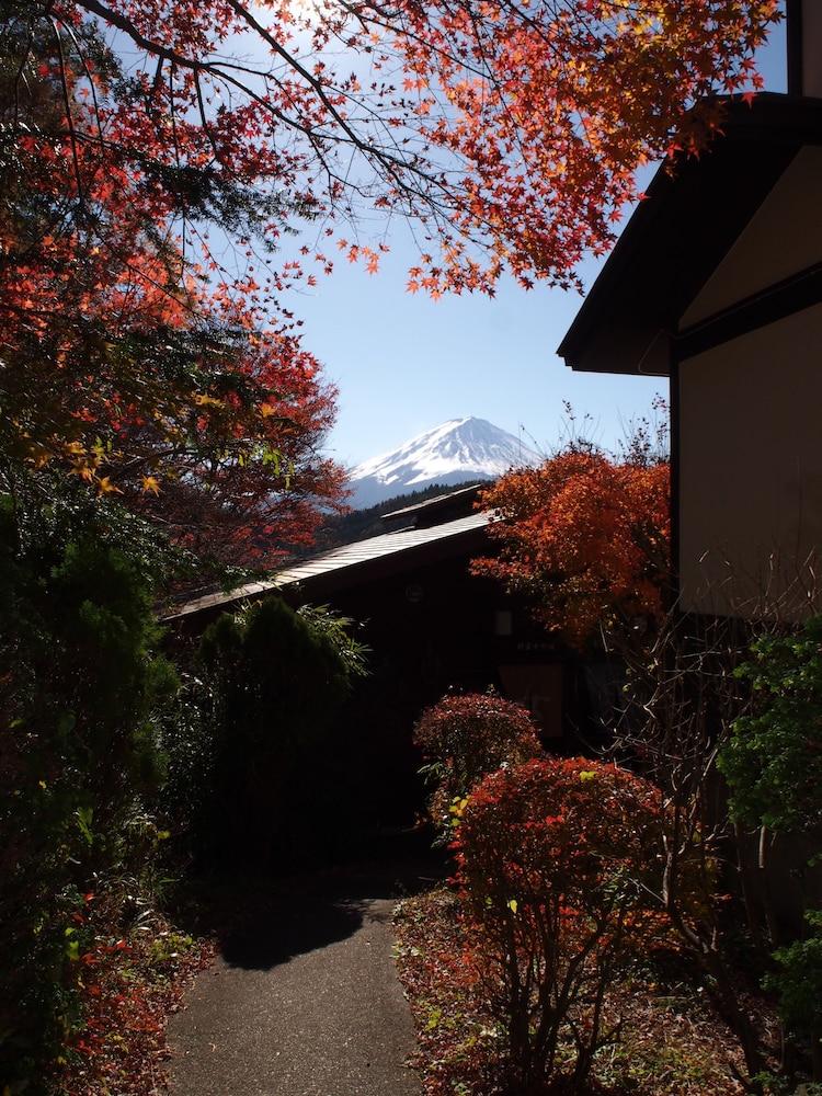 Guesthouse Sakuya Fujikawaguchiko Exterior photo
